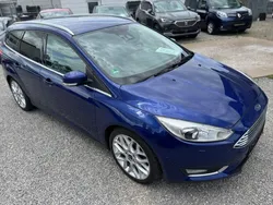 Blau Gebraucht 2017 Ford Focus Titanium Limousine | 10.990 € (Fairer Preis)