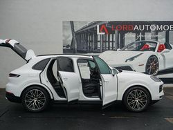 Weiß Gebraucht 2024 Porsche Cayenne SUV | 83.999 €