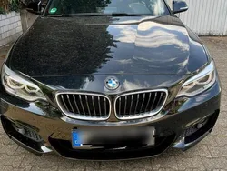 Schwarz Gebraucht 2015 BMW 220 M Sport Cabrio | 15.900 €