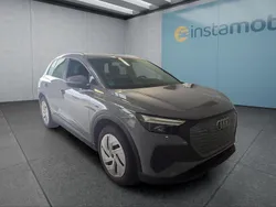 Grau Gebraucht 2022 Audi Q4 e-tron SUV | 23.499 € (Guter Preis)