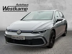 Mondsteingrau Gebraucht 2022 VW Golf VIII GTE Limousine | 28.830 € (Fairer Preis)