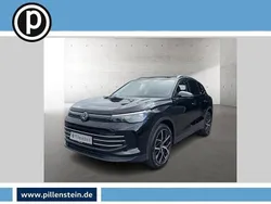 Deep black perleffekt Gebraucht 2024 VW Tiguan Elegance SUV | 37.607 € (Fairer Preis)