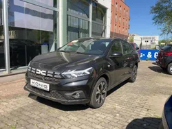 Schwarz Gebraucht 2024 Dacia Logan Limousine | 20.299 € (Fairer Preis)