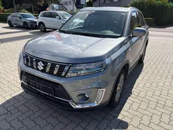 Grau Gebraucht 2023 Suzuki Vitara Comfort SUV | 19.290 € (Guter Preis)