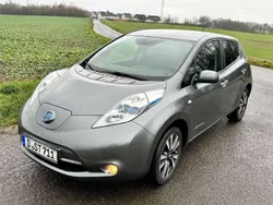 Grau Gebraucht 2017 Nissan Leaf Tekna Kleinwagen | 5.900 €