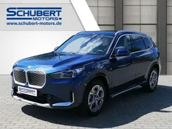 Blau Neu 2025 BMW iX1 xLine SUV | 50.980 € (Fairer Preis)