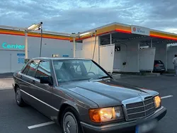 Braun Gebraucht 1989 Mercedes 190 Limousine | 8.800 €