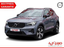 Grau Gebraucht 2022 Volvo XC40 SUV | 26.890 € (Guter Preis)