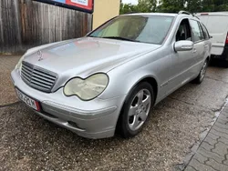 Silber Gebraucht 2002 Mercedes C200 Kombi | 1.899 €