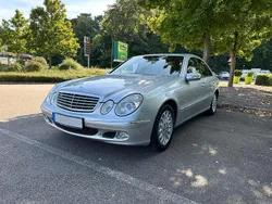 Grau Gebraucht 2004 Mercedes E200 Limousine | 4.300 € (Guter Preis)