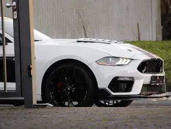 Weiß Gebraucht 2018 Ford Mustang Premium Cabrio | 27.997 € (Etwas zu teuer)