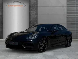 Porsche Panamera 4