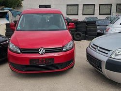 Rot Gebraucht 2014 VW Caddy Trendline Van / Kleinbus | 3.100 €