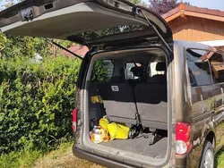 Braun Gebraucht 2014 Nissan Evalia Tekna Van / Kleinbus | 12.990 € (Fairer Preis)