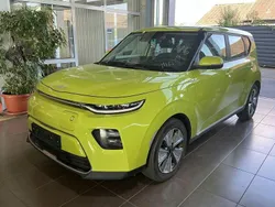 Grün Gebraucht 2021 Kia Soul EV Edition 7 SUV | 14.500 € (Fairer Preis)