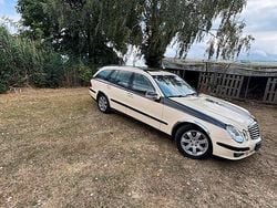 Beige Gebraucht 2008 Mercedes E200 Kombi | 1.600 € (Guter Preis)