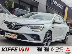 Weiß Gebraucht 2021 Renault Mégane IV Bose Edition Limousine | 20.890 € (Fairer Preis)