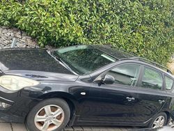 Schwarz Gebraucht 2010 Hyundai i30 Kombi | 2.000 €