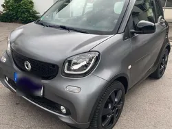 Grau Gebraucht 2016 Smart ForTwo Coupé Prime Kleinwagen | 9.200 € (Fairer Preis)
