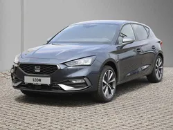 Grau Neu 2025 Seat Leon FR Limousine | 33.950 € (Etwas zu teuer)