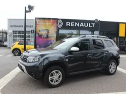 Grau comete Gebraucht 2022 Dacia Duster Prestige SUV | 16.490 € (Fairer Preis)