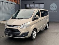 Silber Gebraucht 2016 Ford Tourneo Titanium Van / Kleinbus | 19.950 € (Superpreis)