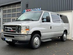 Silber Gebraucht 2012 Ford Econoline XL Van | 19.400 €