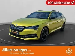 Gelb Gebraucht 2022 Skoda Superb SportLine Kombi | 31.947 € (Fairer Preis)