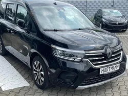 Schwarz Neu 2025 Renault Kangoo Techno Van / Kleinbus | 34.998 € (Etwas zu teuer)