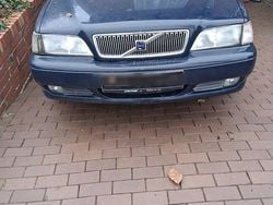 Blau Gebraucht 2000 Volvo V70 Kombi | 1.500 € (Superpreis)