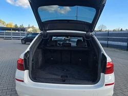 Weiß Gebraucht 2018 BMW 520 Performance Kombi | 25.950 € (Guter Preis)