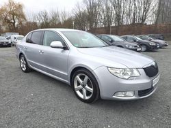 Silber Gebraucht 2009 Skoda Superb Ambition Limousine | 5.990 € (Fairer Preis)