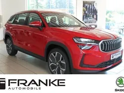 Velvet rot Neu 2024 Skoda Kodiaq Selection SUV | 59.990 €