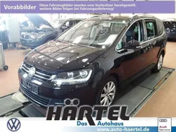 Deep black perleffekt, pearl effect Gebraucht 2018 VW Sharan Highline Van / Kleinbus | 23.300 € (Fairer Preis)