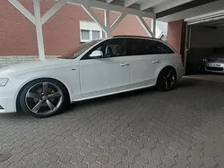 Weiß Gebraucht 2011 Audi A4 S-Line Kombi | 7.299 € (Fairer Preis)