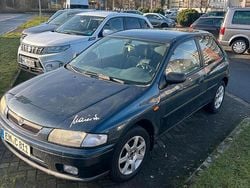 Blau Gebraucht 1999 Mazda 323 Kleinwagen | 700 € (Superpreis)