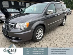 Grau Gebraucht 2014 Lancia Voyager Platinum Van / Kleinbus | 10.500 € (Fairer Preis)