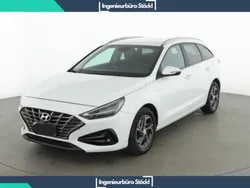 Weiß Gebraucht 2021 Hyundai i30 Prime Kombi | 14.499 € (Superpreis)
