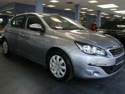 Grau Gebraucht 2017 Peugeot 308 Active Limousine | 9.980 € (Fairer Preis)