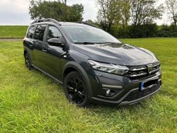 Grau Gebraucht 2022 Dacia Jogger Extreme Van / Kleinbus | 14.400 € (Fairer Preis)