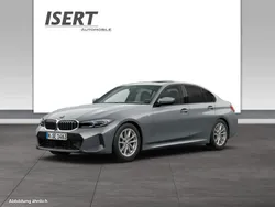 Grau Gebraucht 2024 BMW 320 M Sport Limousine | 39.790 € (Superpreis)