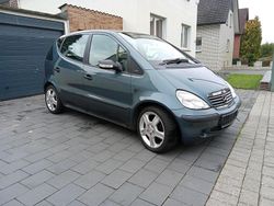 Grau Gebraucht 2004 Mercedes A140 Kleinwagen | 2.499 €