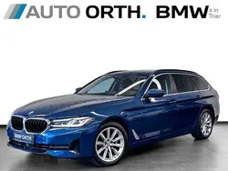 Blau Gebraucht 2023 BMW 520 Performance Kombi | 41.800 € (Teuer)