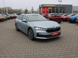 Silber Gebraucht 2024 Skoda Superb LAURIN & KLEMENT Kombi | 42.960 €