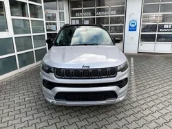 Silber Gebraucht 2023 Jeep Compass SUV | 38.800 €