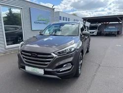 Grau Gebraucht 2017 Hyundai Tucson Premium SUV | 15.980 € (Guter Preis)