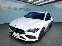 Weiß Gebraucht 2022 Mercedes CLA200 Limousine | 34.949 €
