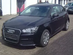 Brillantschwarz Gebraucht 2012 Audi A1 Attraction Kleinwagen | 5.900 € (Guter Preis)