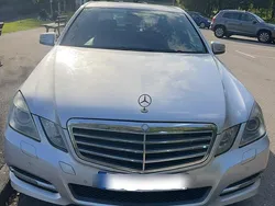Silber Gebraucht 2012 Mercedes E220 Limousine | 5.500 €