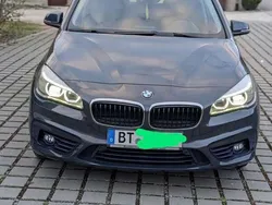 Grau Gebraucht 2015 BMW 218 Performance Van / Kleinbus | 11.100 € (Guter Preis)